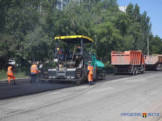 В Волгограде началась реконструкция дороги на улице Елисеева