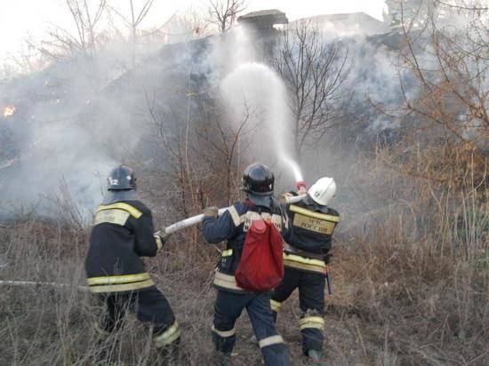 За сутки в Волгоградской области произошёл 71 пожар