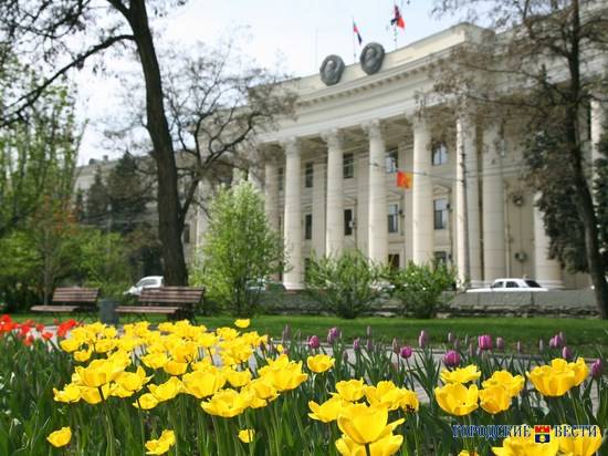 Волгоградские парламентарии предложили изменить закон о госдолжностях