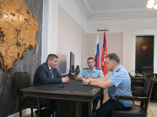 Губернатору представили нового прокурора Волгоградской области