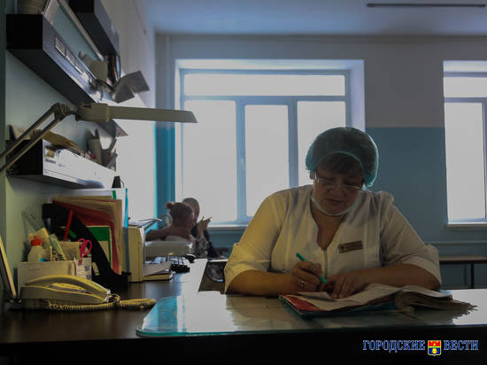 В Волгоградской области для пенсионеров продлили самоизоляцию
