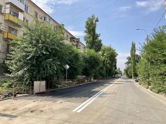 На улице Козловской в Волгограде возобновили движение машин