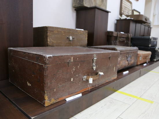 Музей «Старая Сарепта» зовет волгоградцев на выставку  «Семейство чемодана»
