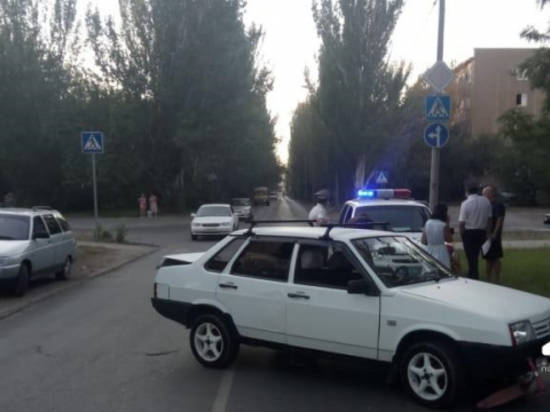 В Волоградской области сбили двух пенсионерок и 6-летнего ребенка на самокате