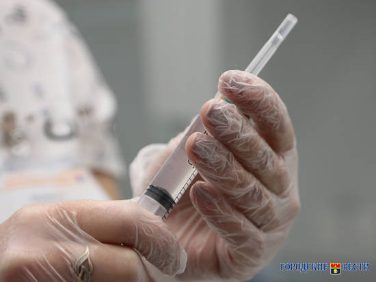 В РФ создают комбинированную вакцину от COVID-19 и гриппа