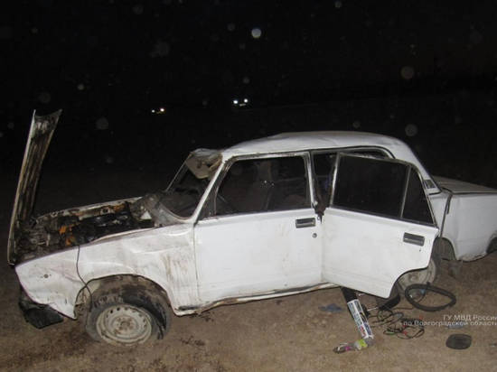 Пьяная женщина без прав опрокинула машину под Волгоградом: погибла пассажирка