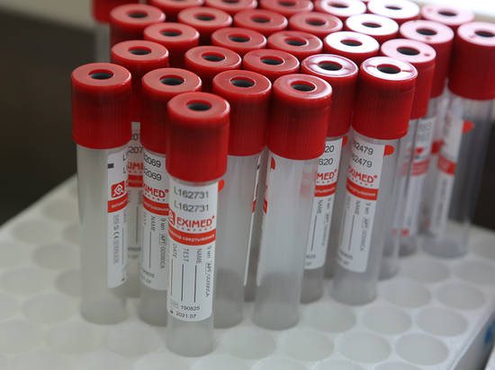 Волгоградские медики проводят 3 тысячи тестов на COVID-19 в сутки