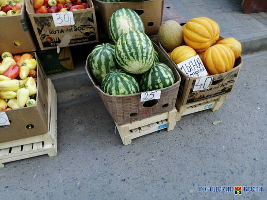 Волгоградцы возмущены «зверскими» ценами на арбузы в сентябре