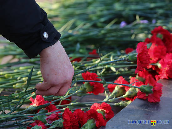 Андрей Бочаров выразил соболезнования родным Владимира Турова