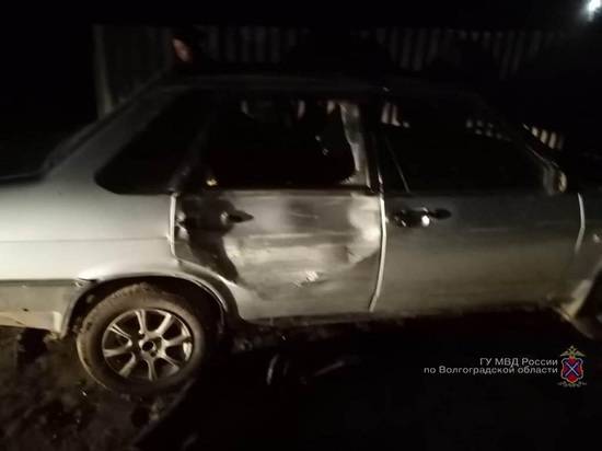 Под Волгоградом пьяный водитель врезался в дерево: пассажир погиб