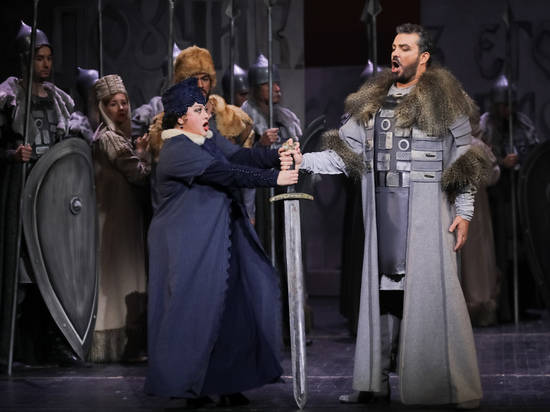 Маэстро с мировым именем впервые дирижировал на сцене театра «Царицынская опера»