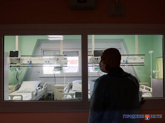 В Волгоградской области от коронавируса умерли еще 2 мужчин и 1 женщина