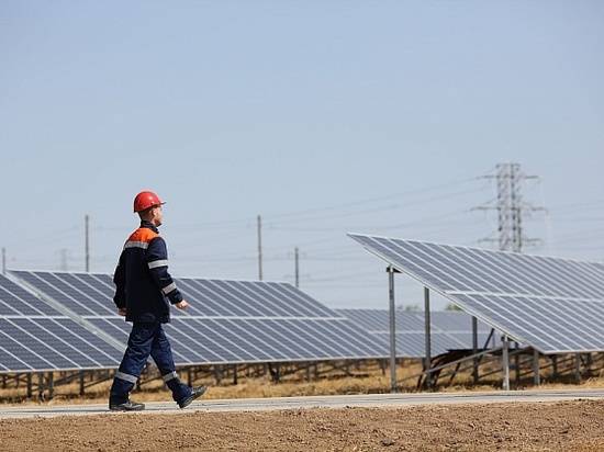 Еще одна солнечная электростанция построена в Волгоградской области