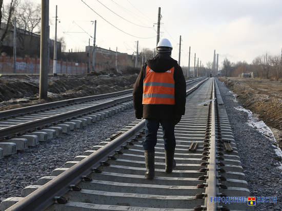 В Волгограде на линии СТ модернизируют 21 километр контактной сети