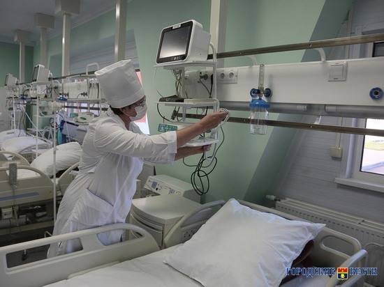 В стационарах Волгоградской области лежат 5749 пациентов с пневмонией