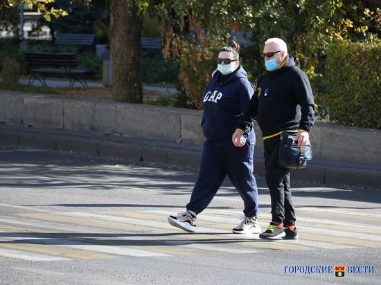 В Волгоградском регионе 18 декабря зафиксировали 108 нарушителей масочного режима
