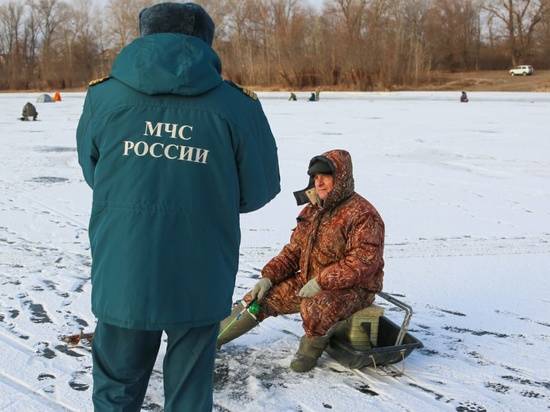 В Волгоградской области возросла опасность тонкого льда из-за потепления