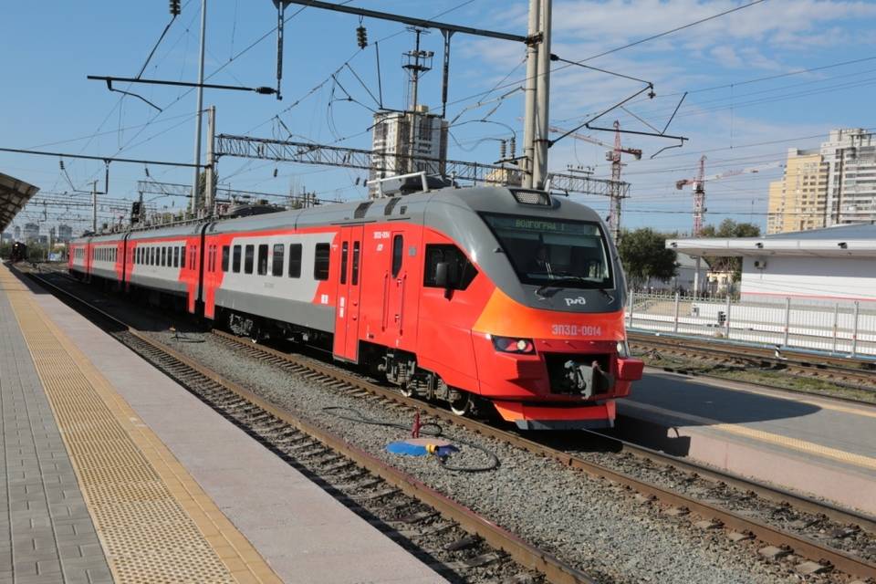 8 марта пригородные поезда в Волгоградской области будут курсировать по расписанию выходного дня