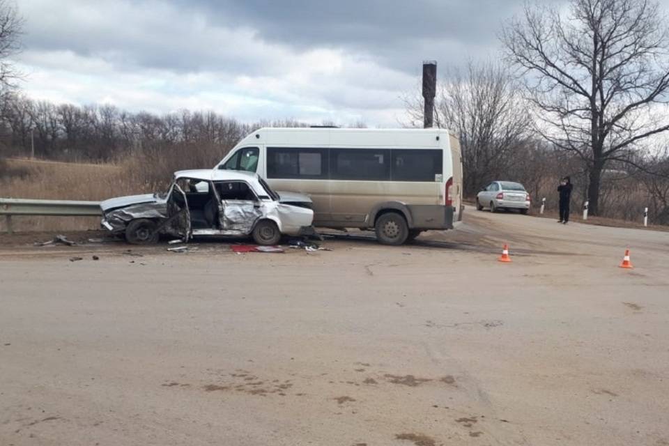 Стало известно о новых пострадавших в ДТП с маршруткой под Волгоградом