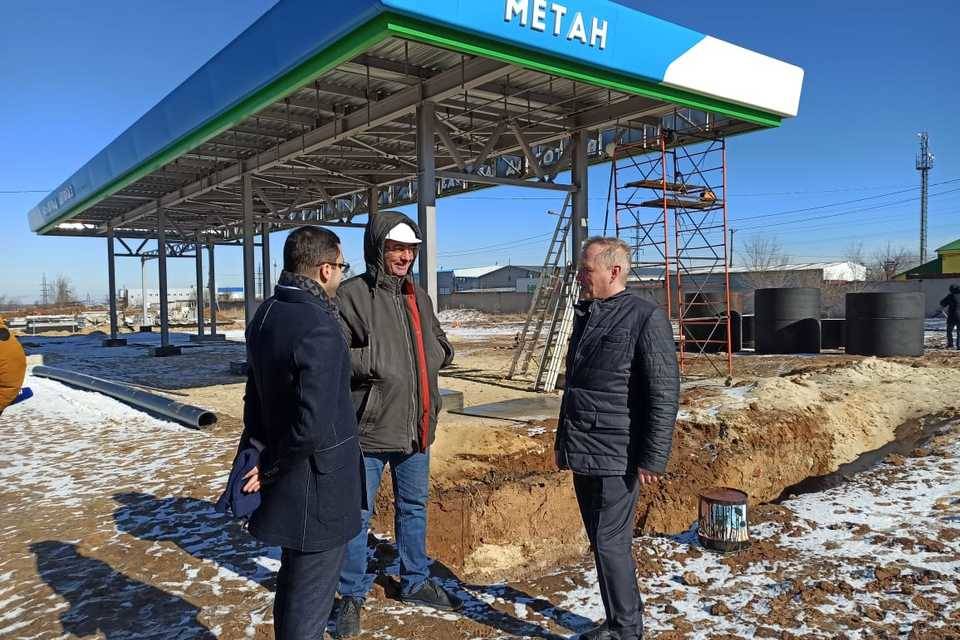 В Дзержинском районе Волгограда строят новую газовую автозаправку