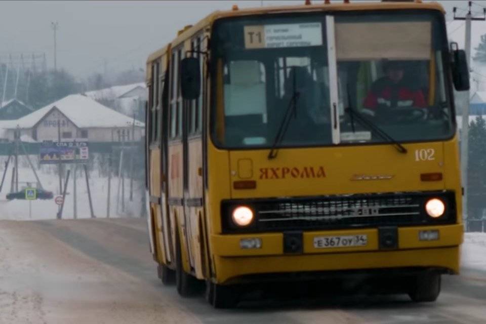 Икарус Волгоград. Автобусы Икарус в Волгограде. Москвич 2141 и Икарус 280.