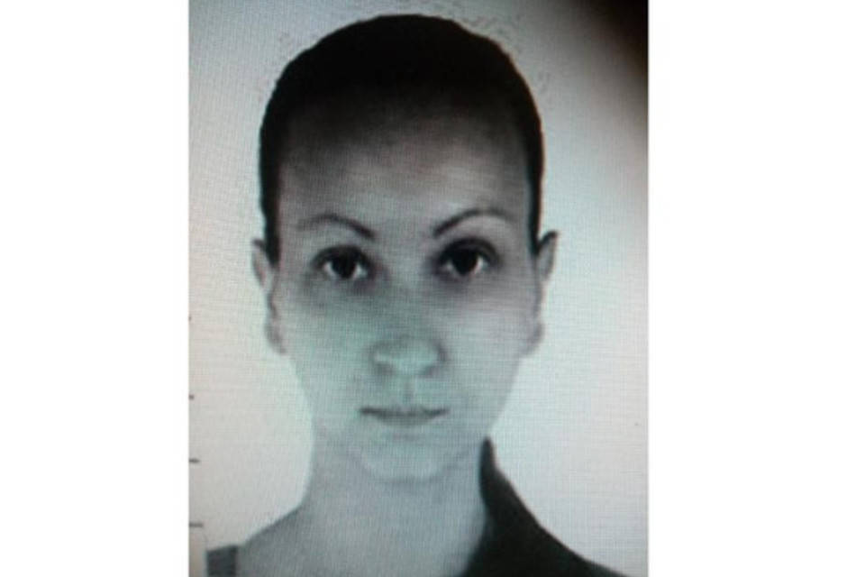 Более 2 недель в Волгограде ищут пропавшую 34-летнюю женщину с сумочкой