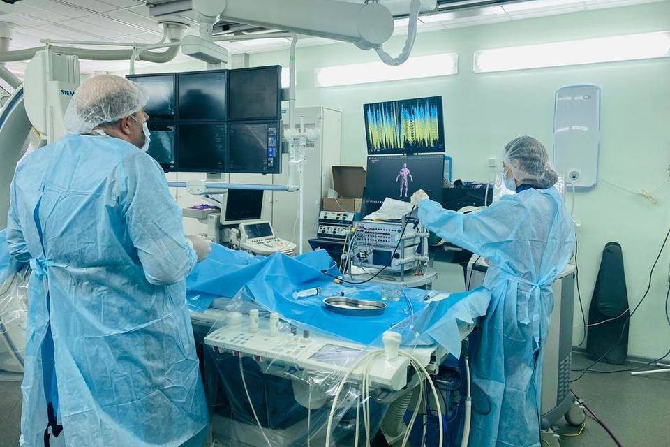 Холодом по аритмии: волгоградские врачи провели три уникальные операции на сердце
