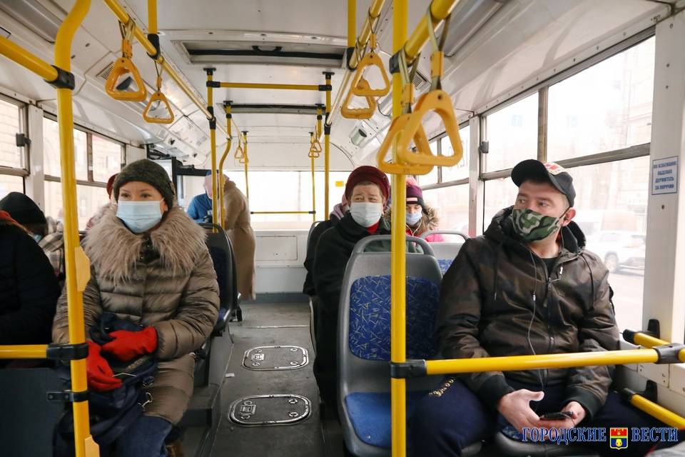 В Волгограде уволилась кондуктор автобуса, публично унизившая подростка-инвалида