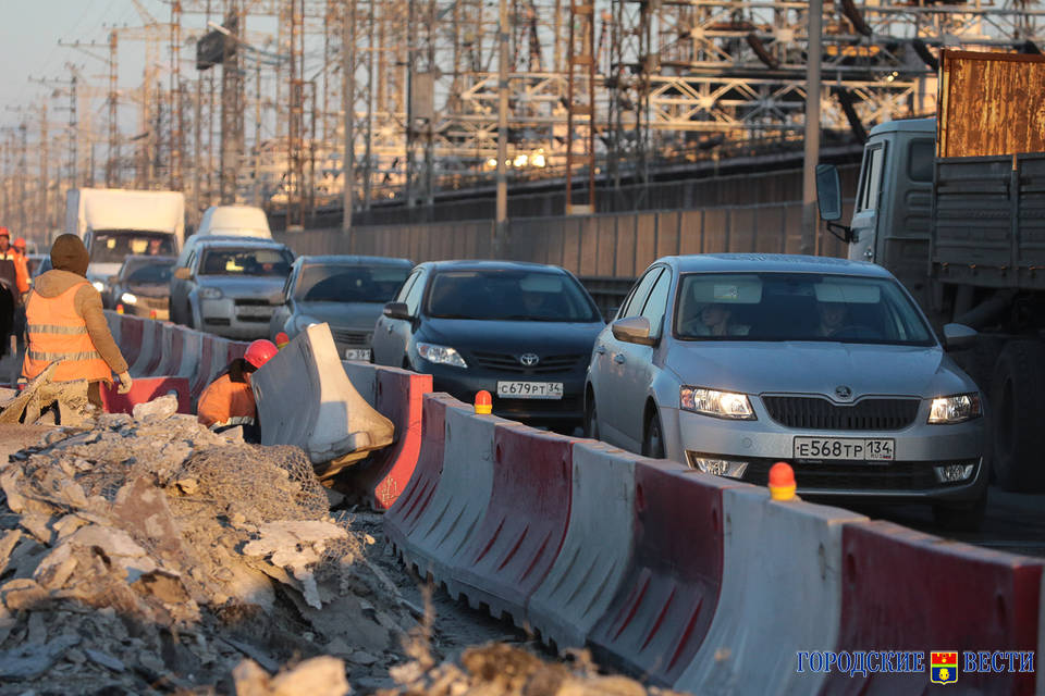 Готовность моста на Волжской ГЭС превышает 70%