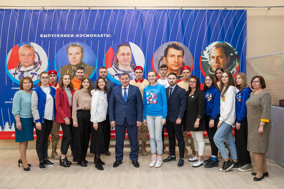 Андрей Бочаров в День космонавтики пообщался с молодёжью