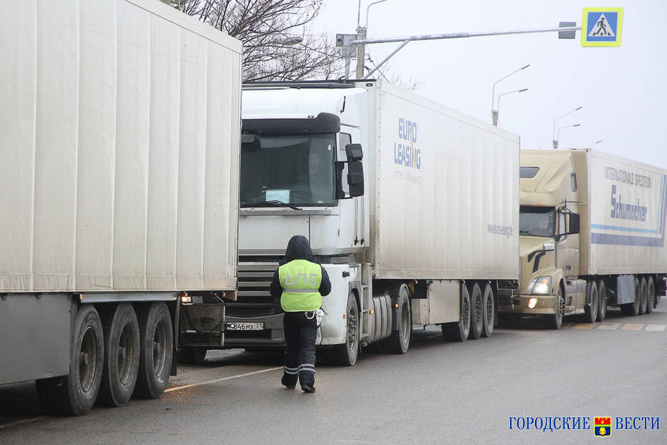 Волгоградские пограничники придумали новшество для водителей грузовиков