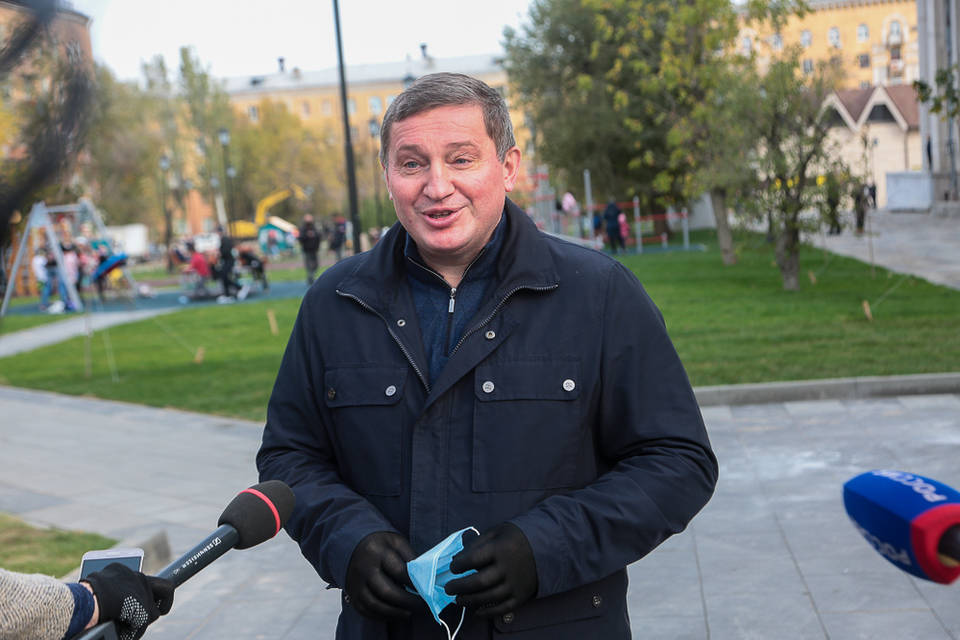Губернатор смягчил ограничения по коронавирусу в Волгограде и области