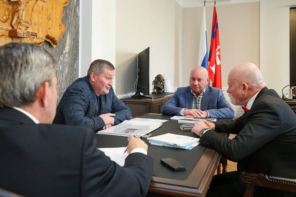 В Волгограде состоялась рабочая встреча Андрея Бочарова и Николая Шумакова