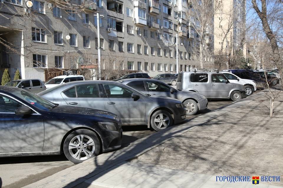 Под Волгоградом аферист похитил 63 автомобиля на 44 млн рублей