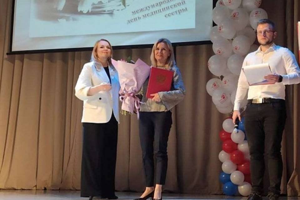 В Волгограде наградили медсестёр
