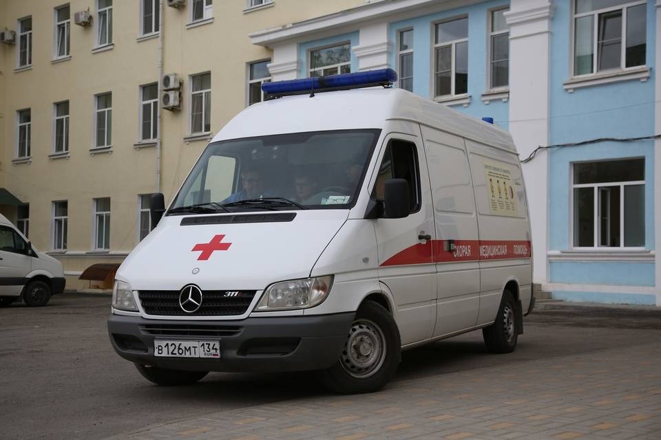 7-летний ребенок выпал из окна в центре Волгограда