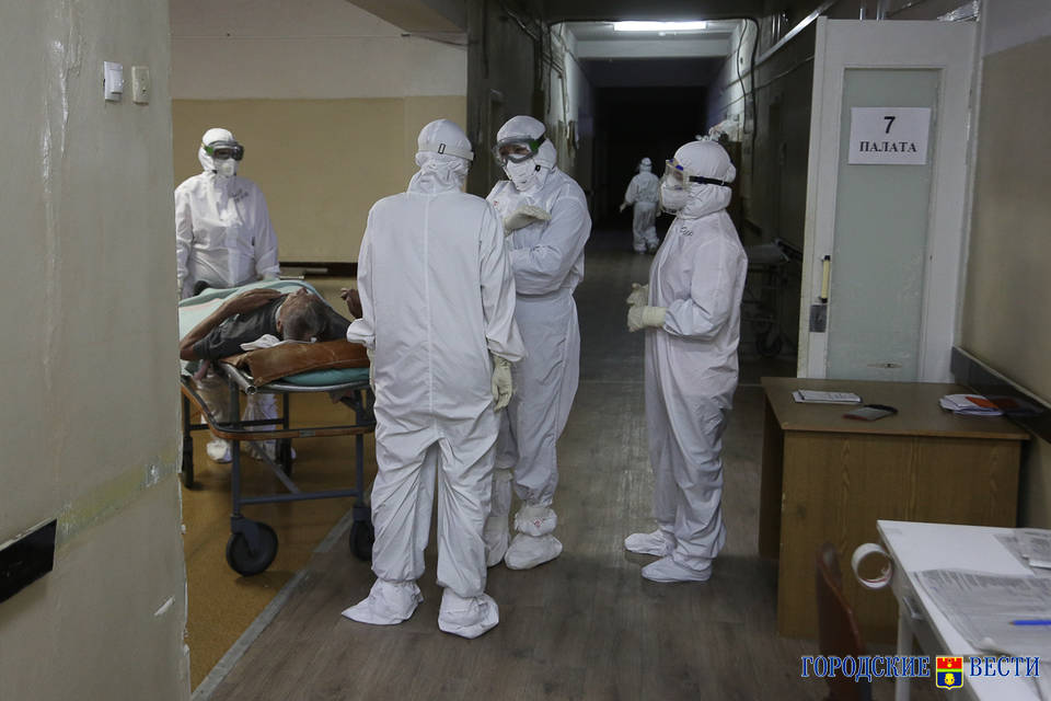 Коронавирус унес жизни еще 7 пенсионеров в Волгограде и области
