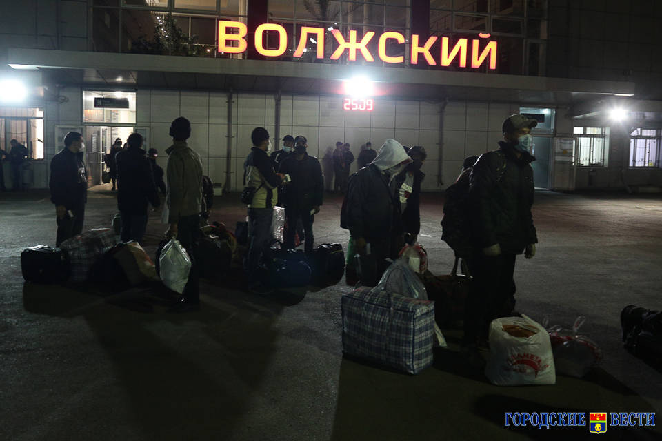 Под Волгоградом 28 мая спецрейс вывезет граждан Узбекистана
