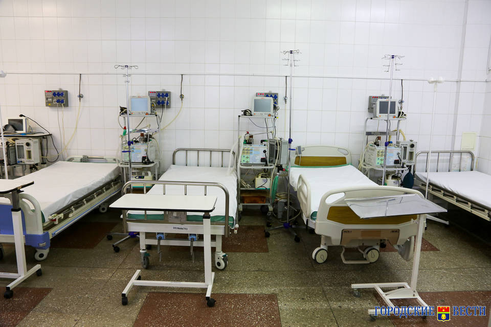 В волгоградских больницах осталось 4 пациента с неподтверждённым коронавирусом