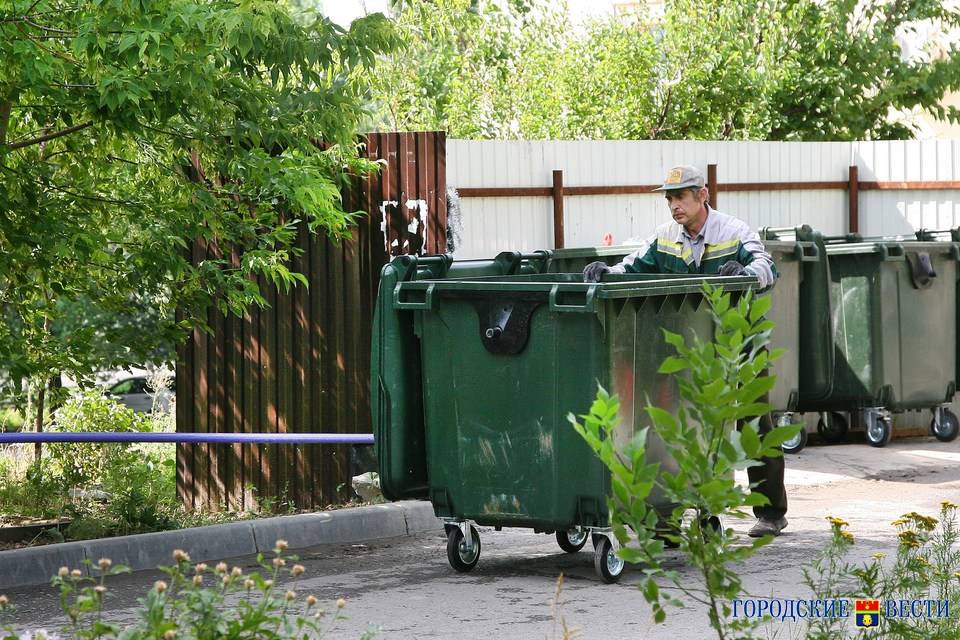 В Волгоградской области внедрят раздельный сбор мусора с помощью фандоматов