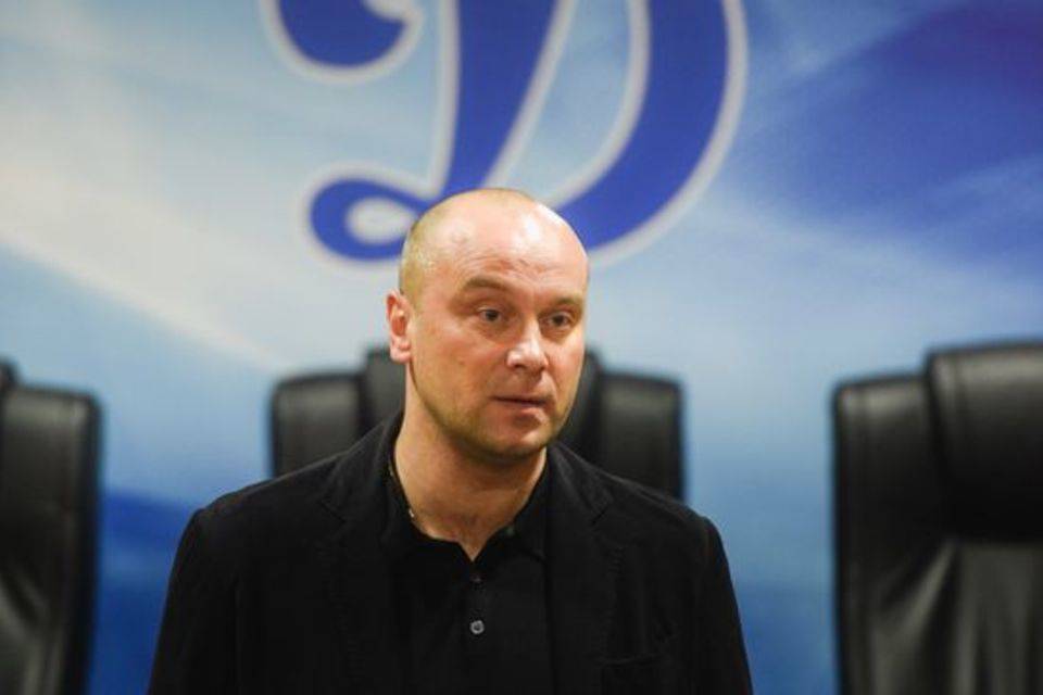 Главным кандидатом на пост тренера «Ротора» является Дмитрий Хохлов