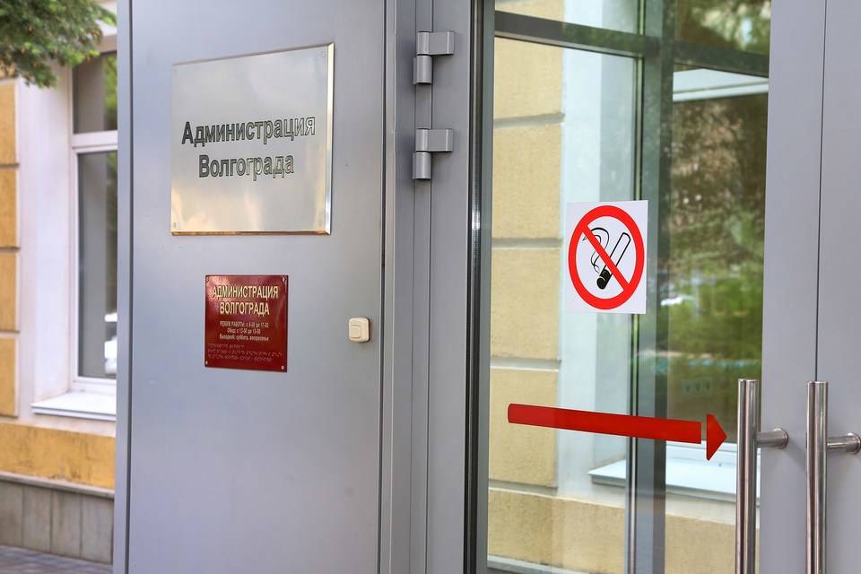 В Волгограде расторгают контракт с фирмой, разворотившей сквер 8 Марта