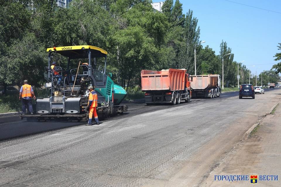 Ещё 42 дороги восстановят в Волгограде в 2021 году