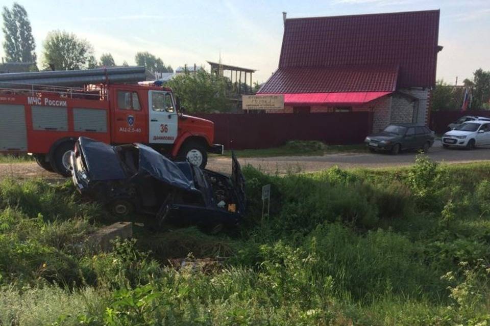 В ДТП под Волгоградом погиб водитель ВАЗа, двое пострадали