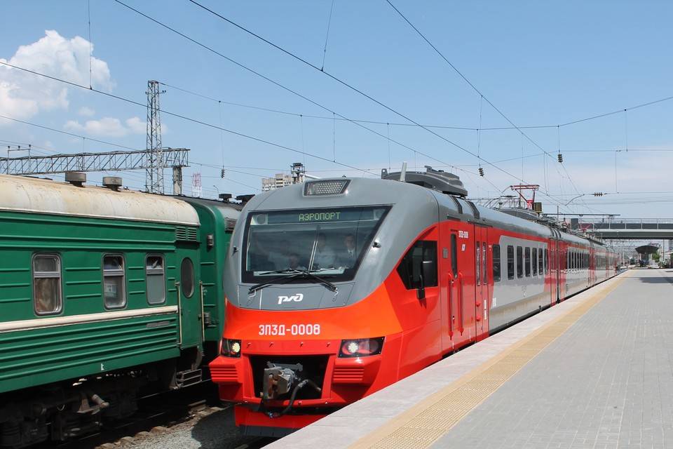 14 июня пригородные поезда в Волгоградской области будут курсировать по расписанию выходного дня