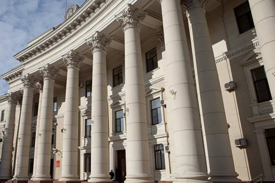 В молодежный парламент Волгоградской области пригласят "старичков"