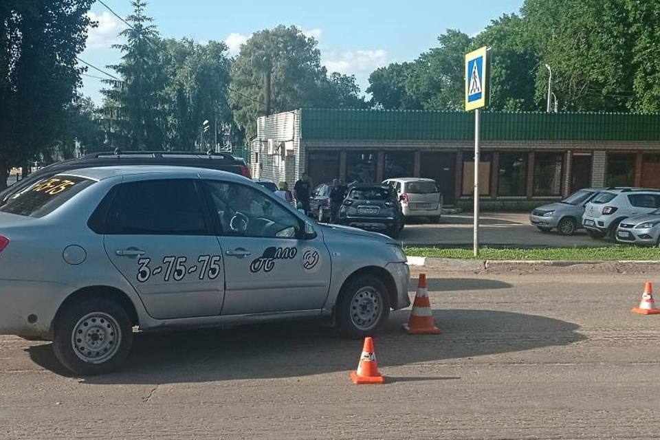 Водитель Datsun сбил  коляску с годовалым ребенком в Урюпинске