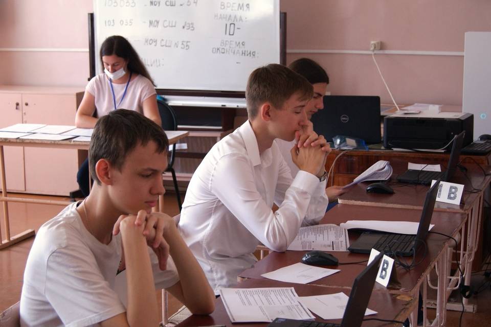 В Волгоградской области ещё 14 школьников сдали ЕГЭ на 100 баллов