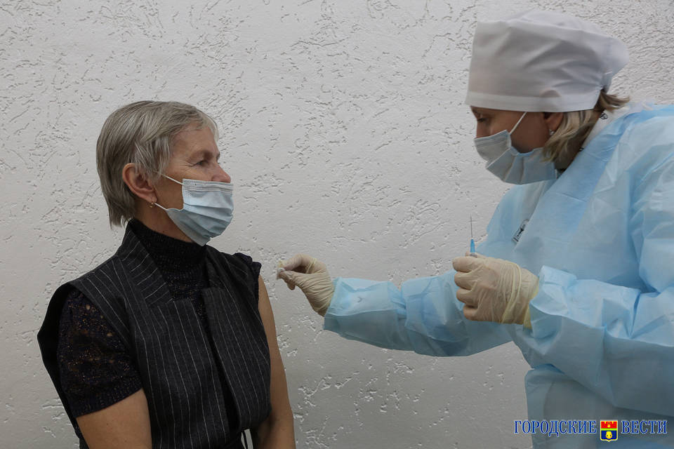 В Волгоградской области вакцинированных жителей предлагают премировать