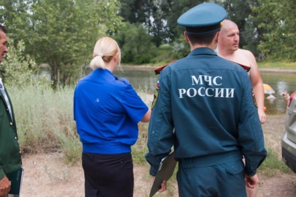 Волгоградские спасатели напомнили об опасности костров на природе